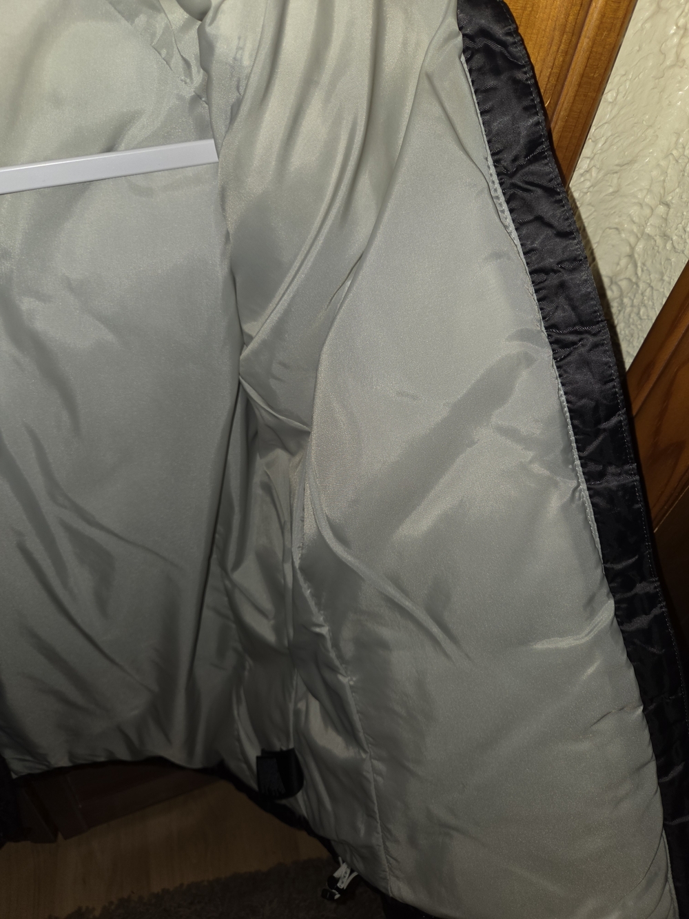The North Face Black and Cream Insulated Ski Jacket - Picture 6 of 7